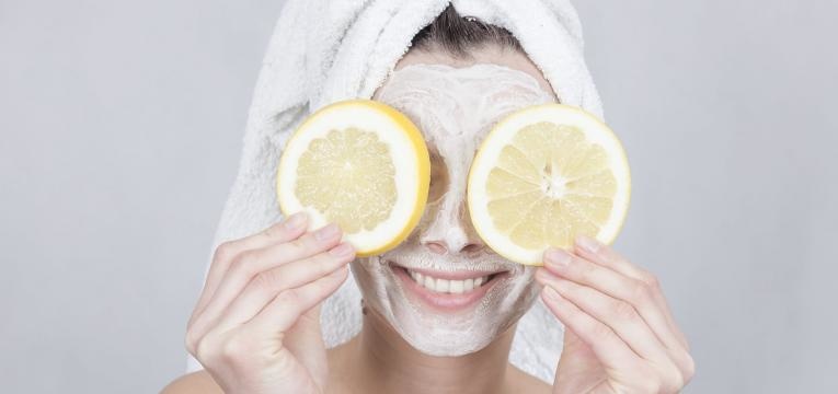 mascara nutritiva na pele