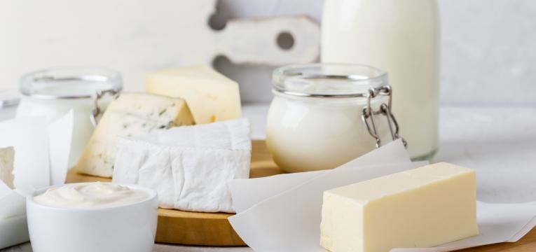 alimentos ricos em calcio e leite e derivados