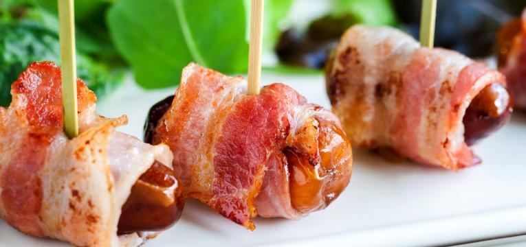 petiscos para a passagem de ano tamaras com bacon