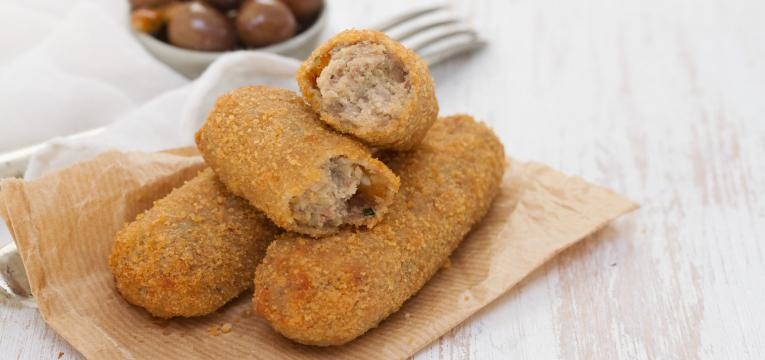 Croquetes de carne picada com chourico
