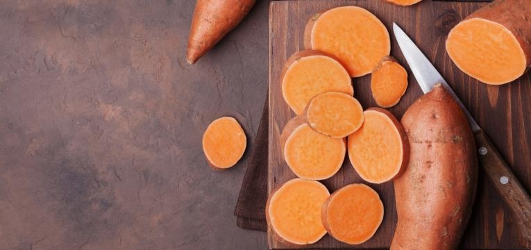 alimentos para nao sentir fome batata doce em rodelas
