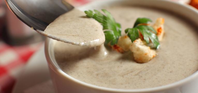 Sopa para bebes Sopa de cacao e curgete