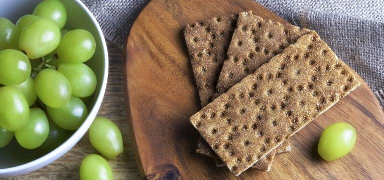 diabetes e alimentacao bolachas integrais e uvas
