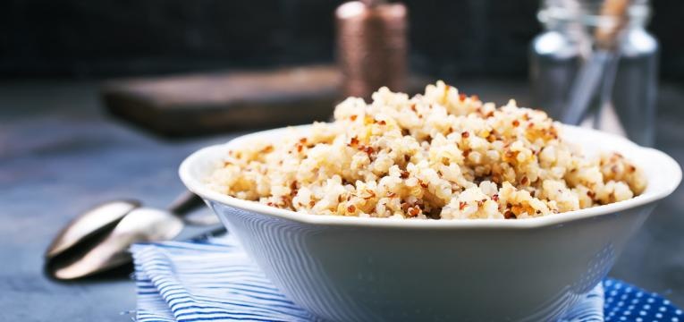 ser vegano prato de quinoa