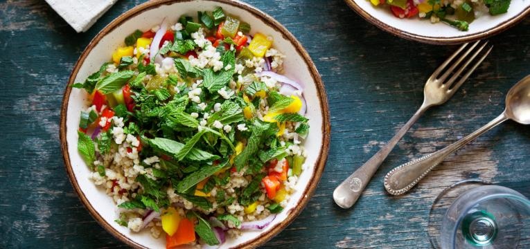 Salada de quinoa agridoce