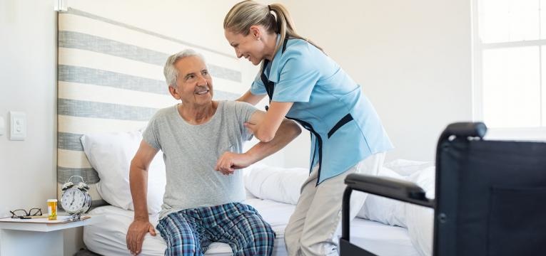 osteoporose auxiliar e paciente