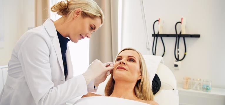 pele a descamar dermatologista