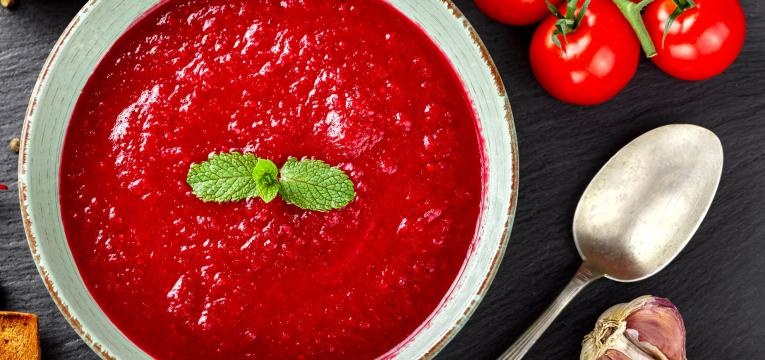 sopa de beterraba com batata-doce