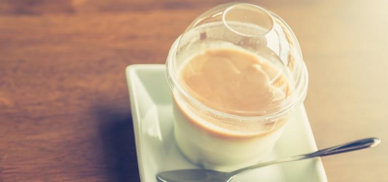 Sobremesas rapidas e Tacas de caramelo frescas