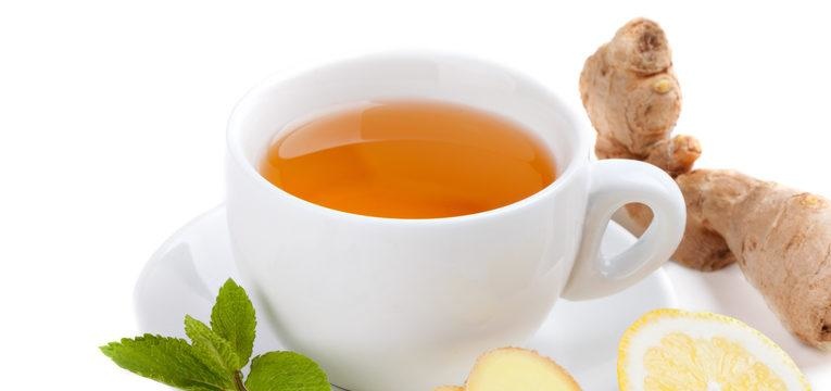 Agua aromatizada com laranja, gengibre e canela