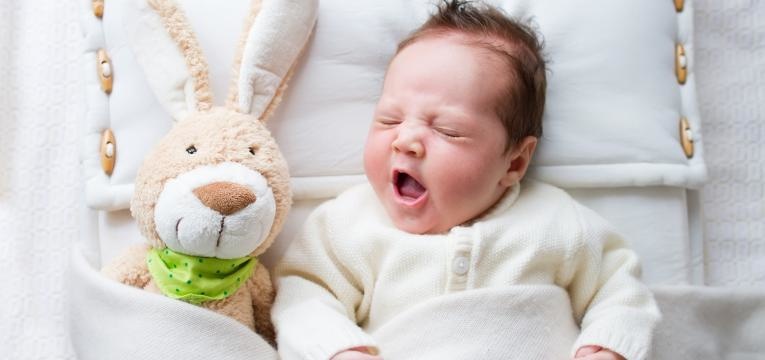 como vestir o seu bebe para dormir no tempo frio