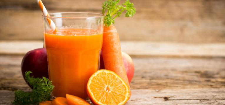 Batido de cenoura laranja e maca