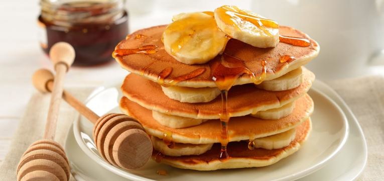 Panquecas de banana e mel