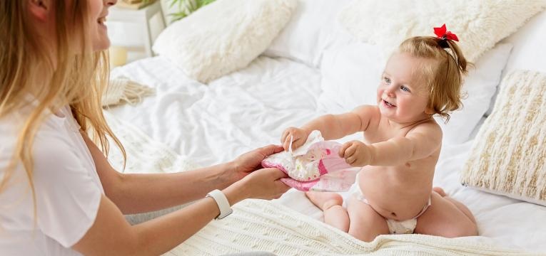 tirar a fralda ao bebe e o seu bebe deixar o uso de fraldas