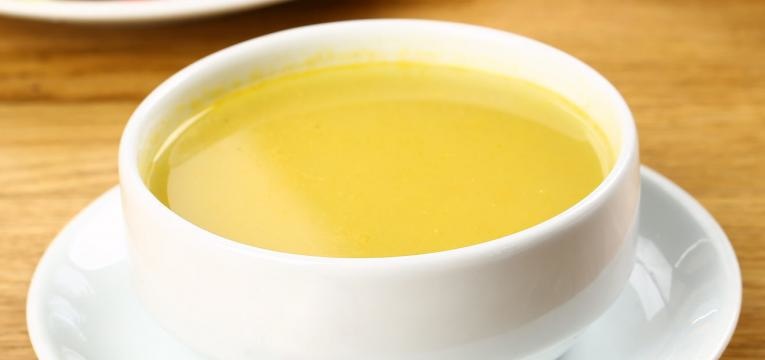 Creme de legumes e peru