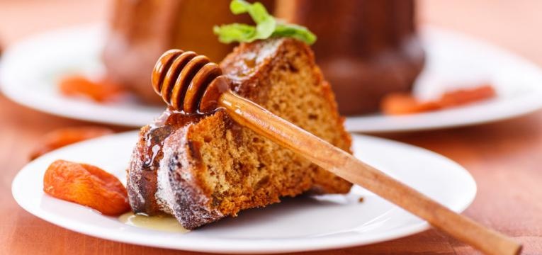 Bolo de cafe e mel