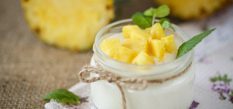 iogurte de ananas e baunilha na bimby