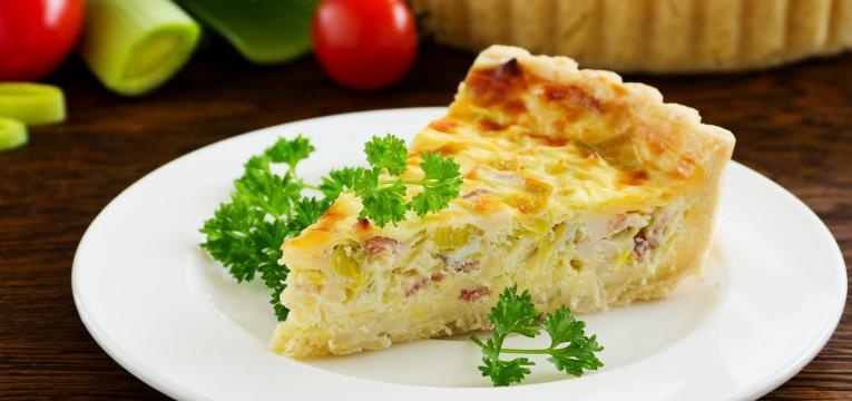 quiche de alho frances cenoura e bacon