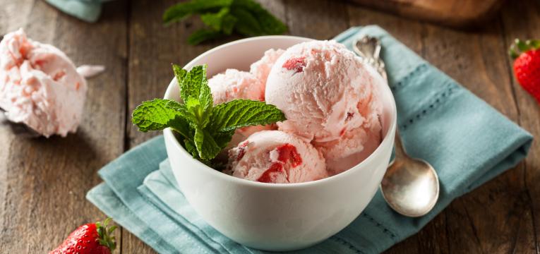 gelado de gelatina de morango
