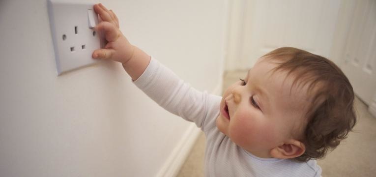 evitar tragedias em casa com os seus filhos 6 meses