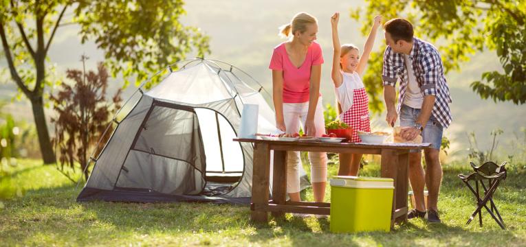 acampar no jardim de casa e atividades para fazer com criancas nas ferias