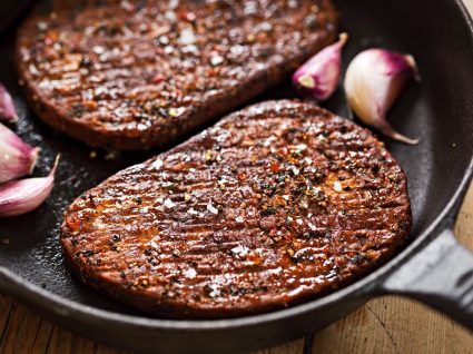 Quorn: os prós e os contras desta “falsa carne”