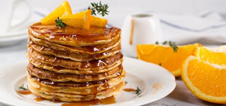 panquecas de laranja com mel