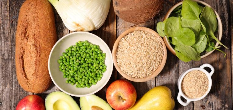 alimentos saudaveis em tigelas