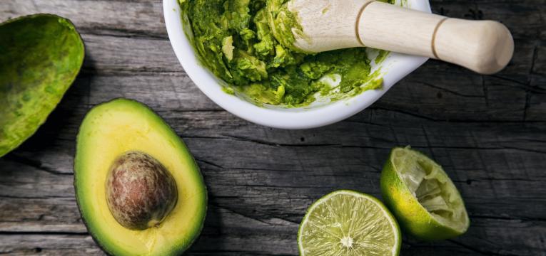 pêra abacate com açúcar e receitas com pêra abacate